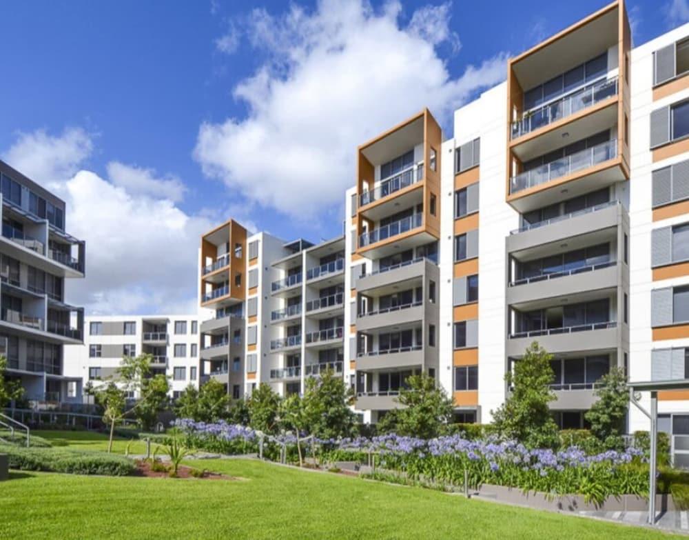 صن درينتشد 3 بد روم أبارتمنت إن توريلا المنطقة الخارجية