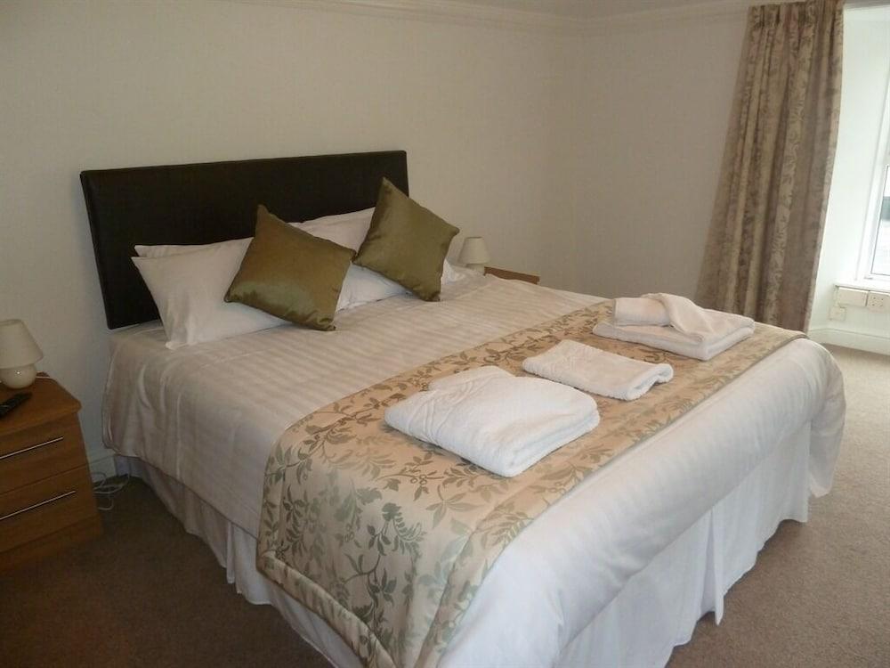 إليوت هاوس هوتل غرفة