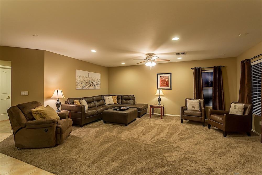 ليتشفيلد مانور بد روم باي كاساجو غرفة