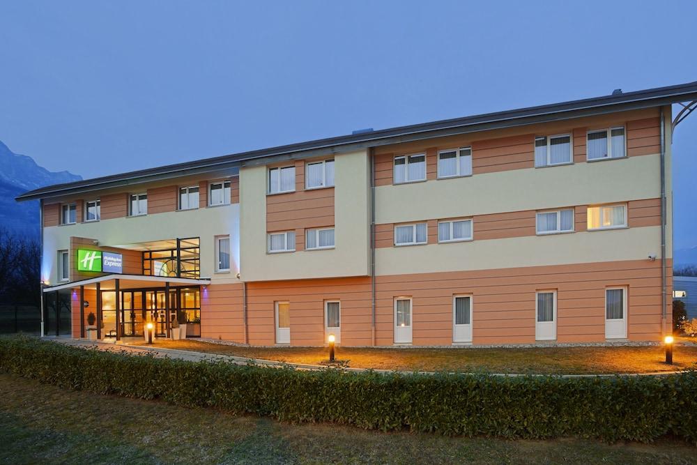 هوليداي إن إكسبريس جرينوبل - بيرنين الصورة الأساسية
