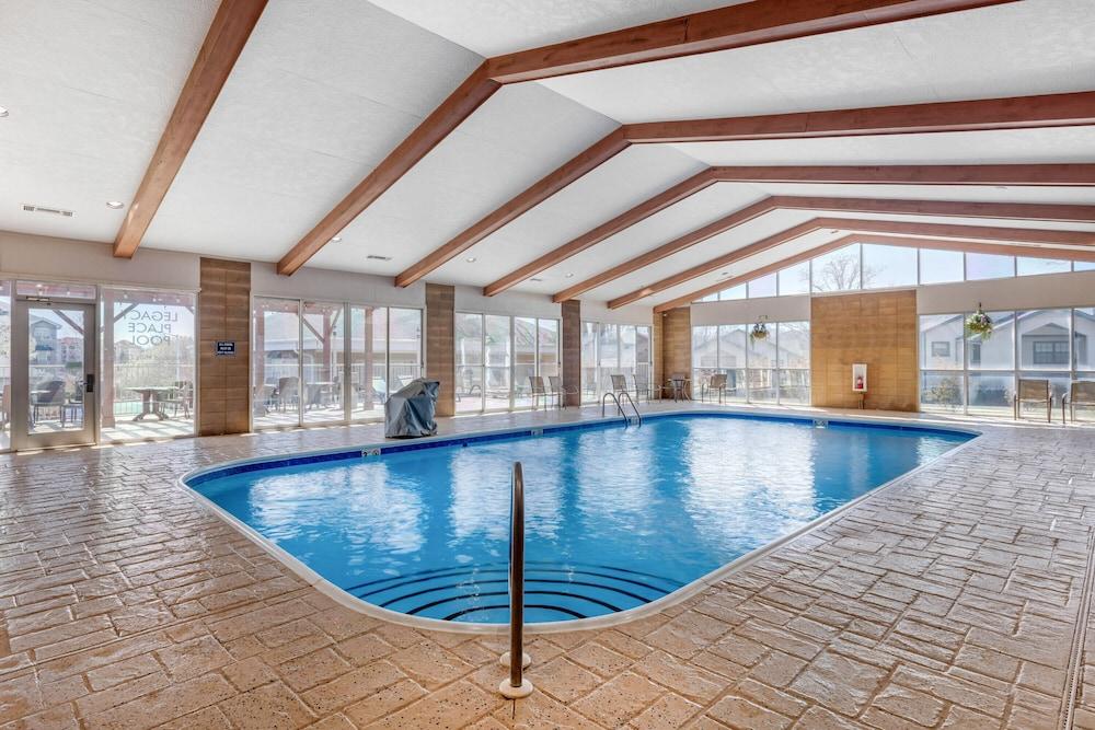 Legacy at Thousand Hills Indoor Pool
