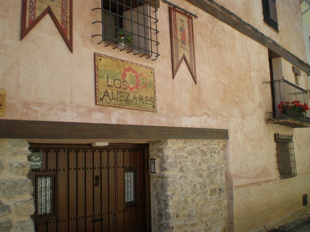 Apartamentos los Aljezares