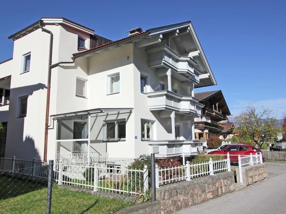 Apartment in Uderns With Balcony, Cot, Heating, Parking Featured Image