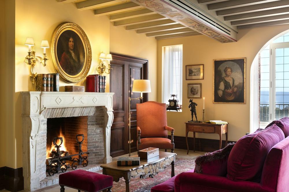 Airelles, La Bastide de Gordes Reception