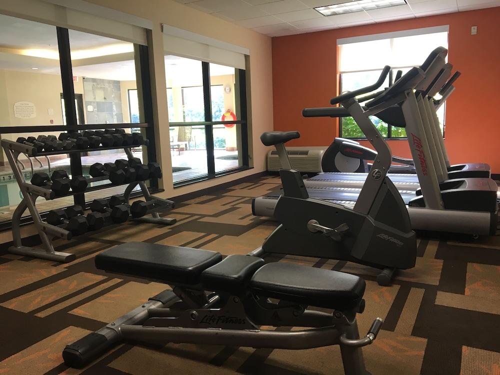 Courtyard by Marriott Hamilton Gym