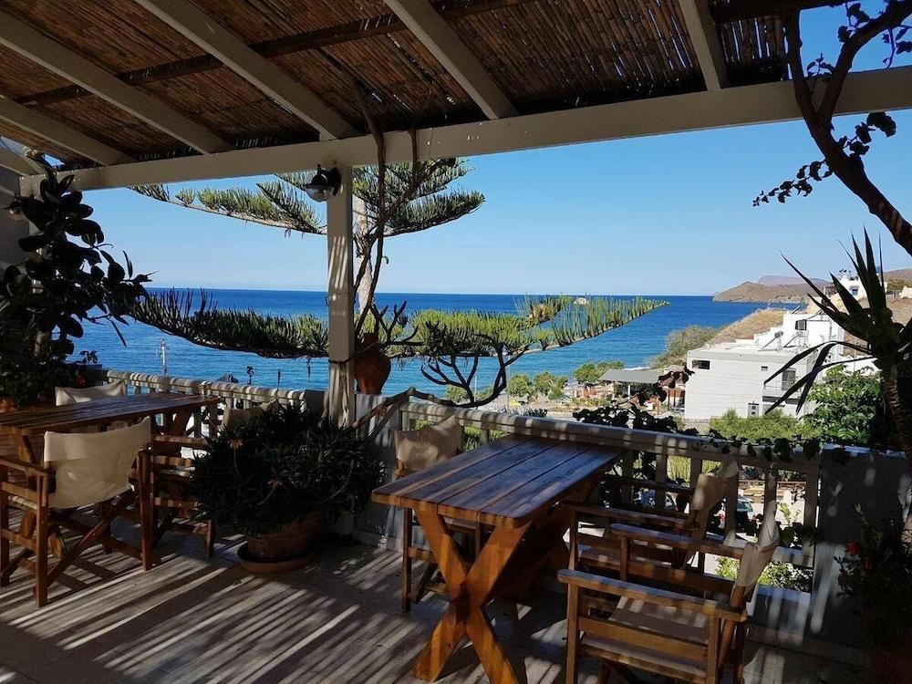 Villa Tsapakis