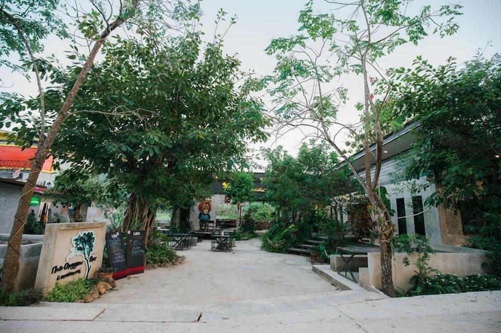 Oxygen Homes&Hills Property Grounds