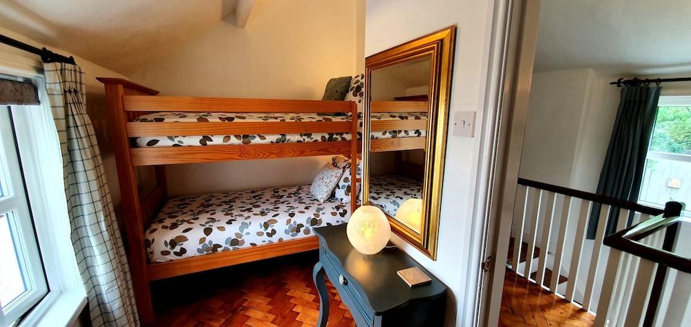 فالي فيو كوتيدجز - ذا كوتش هاوس غرفة