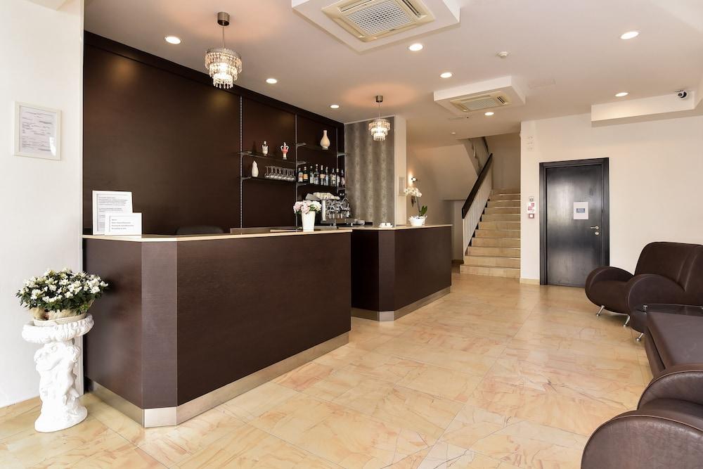 Hotel Diamante