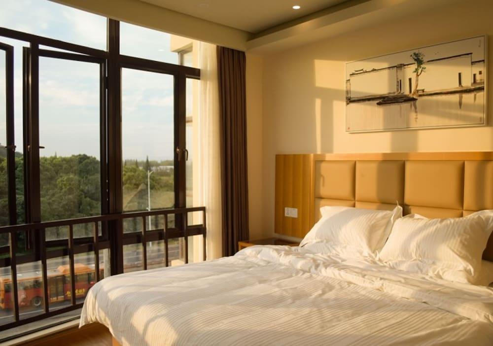 GreenTree AnHui Wuhu Sanshan Development District Express Hotel