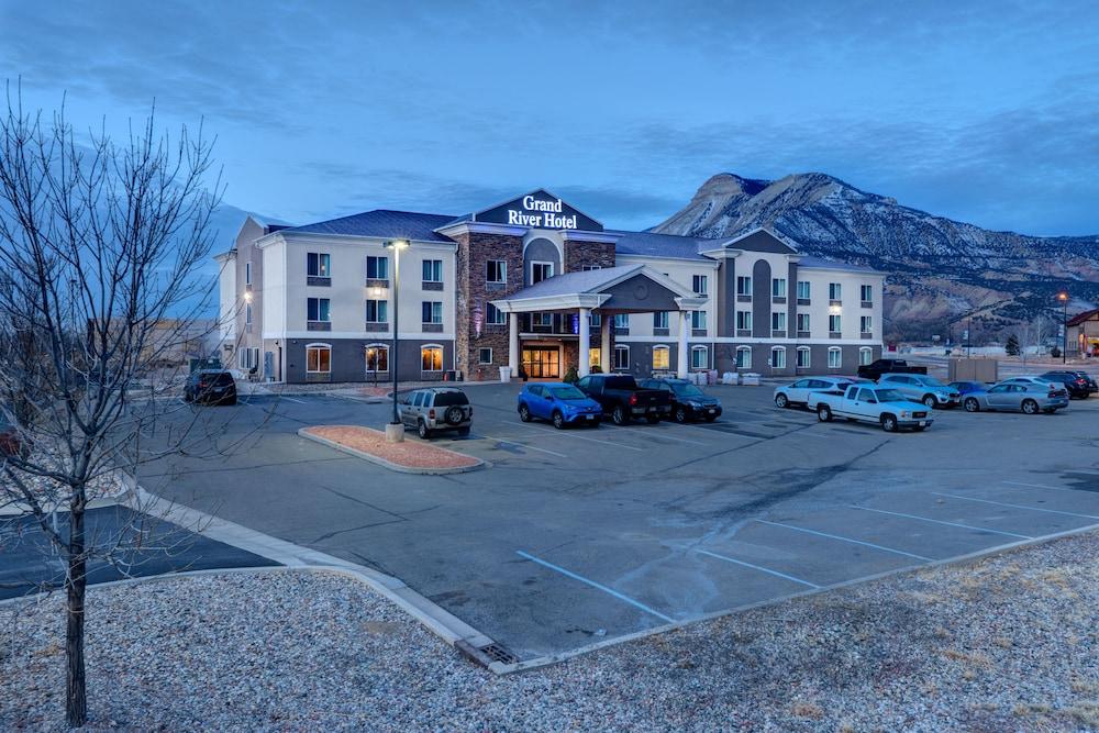 جراند ريفر هوتل