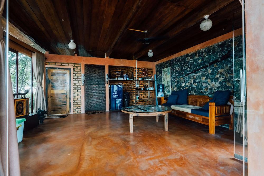 LooLa Adventure Resort Interior