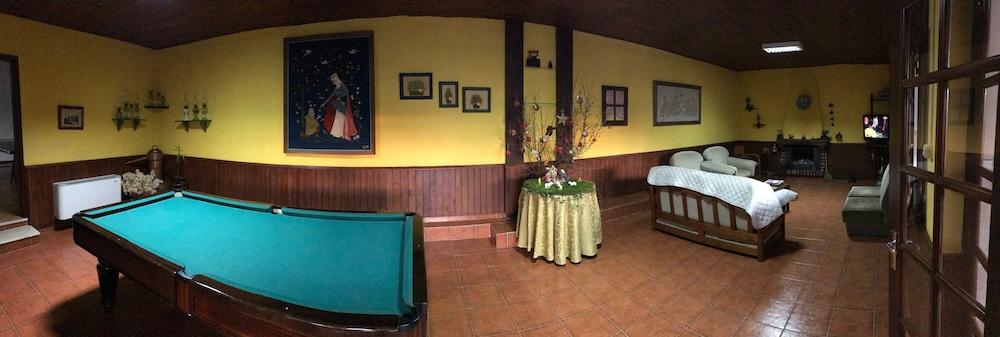 Porto Monte Billiards