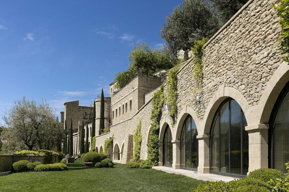 Airelles, La Bastide de Gordes Exterior