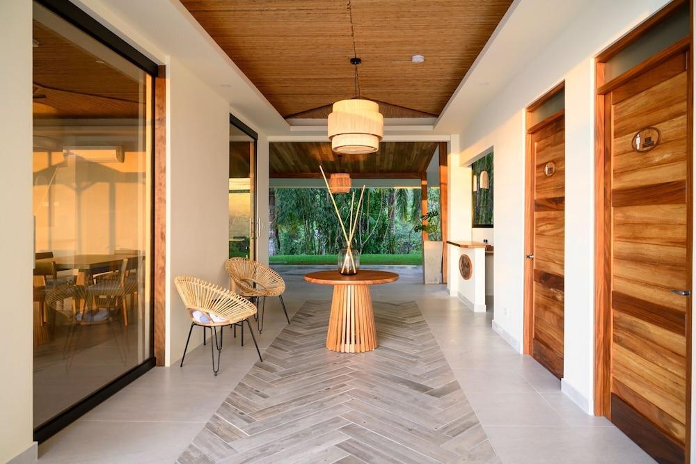 Lapazul Lobby