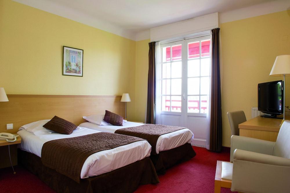 Hôtel Résidence Vacances Bleues Orhoitza Room