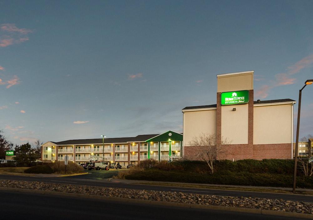 هوم تاون ستوديوز باي رد روف دنفر - ثورنتن المنطقة الخارجية