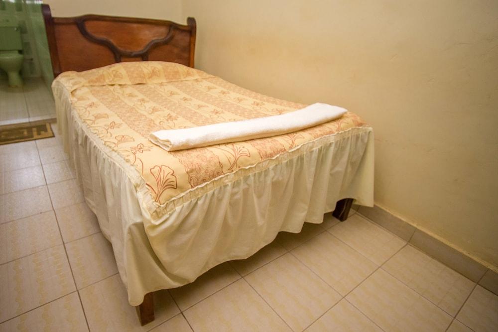 سلوبز فيلا هوتل غرفة