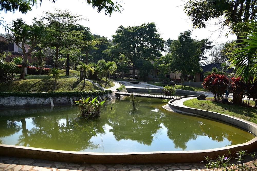 Mittraphap Resort Property Grounds