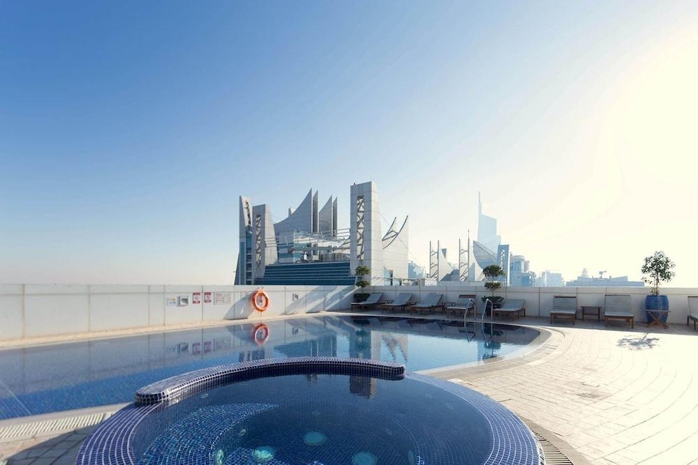 Spacious and Comfy Studio in Heart of Jlt! Featured Image