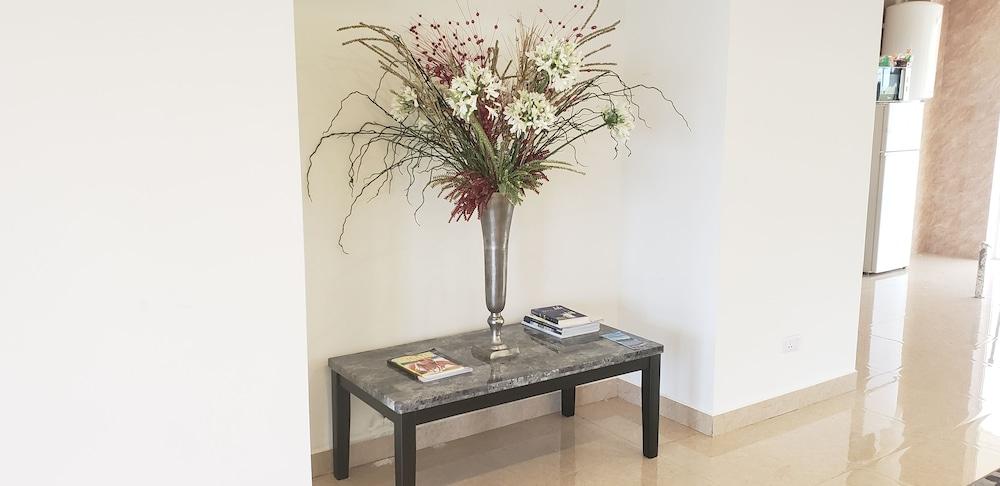 Harbour Island Residences Lobby