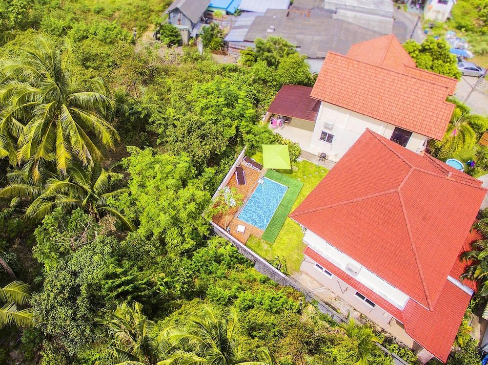Villa Adelle Bang Tao 2 bedroom house
