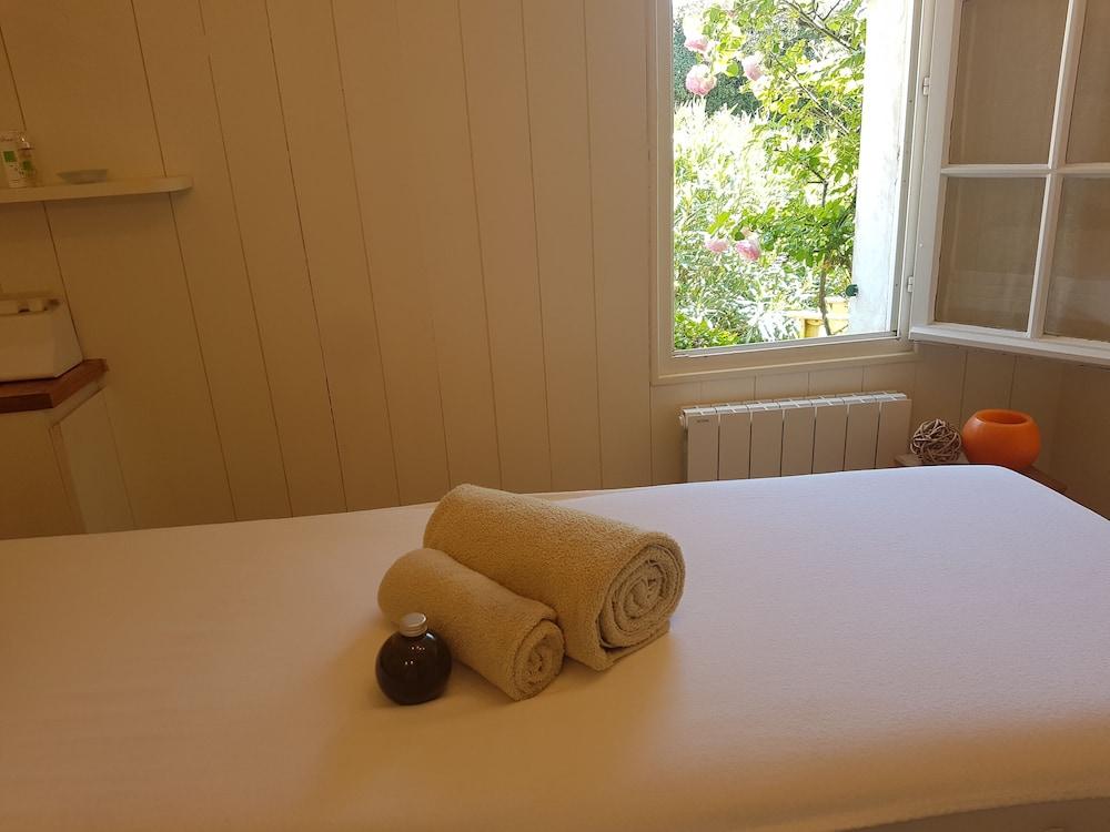 Hôtel Le Chat Botté Spa