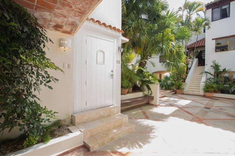 Studio Aprmnt Altos Chavon by ASVR-C1D Featured Image