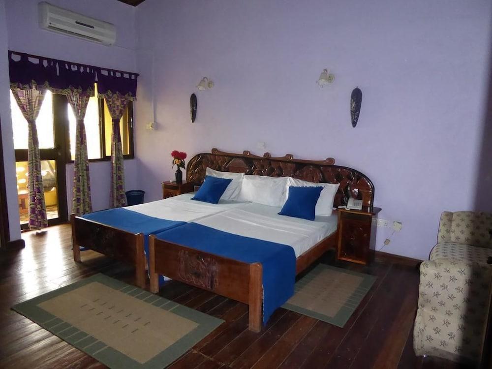 Almond Tree Guest House Room