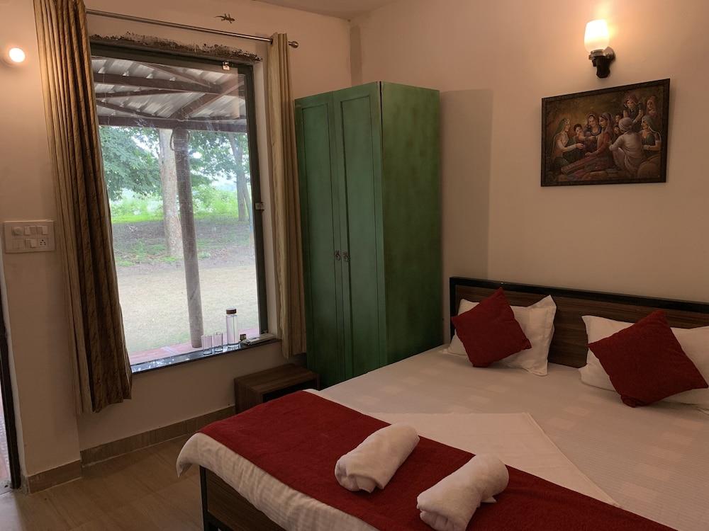 جانجا يوج ريتريت باي يوج جوروكول الصورة الأساسية