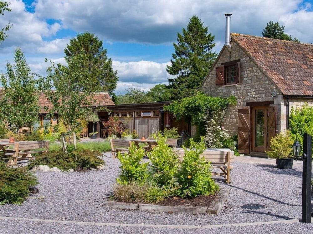 Widbrook Barns Exterior
