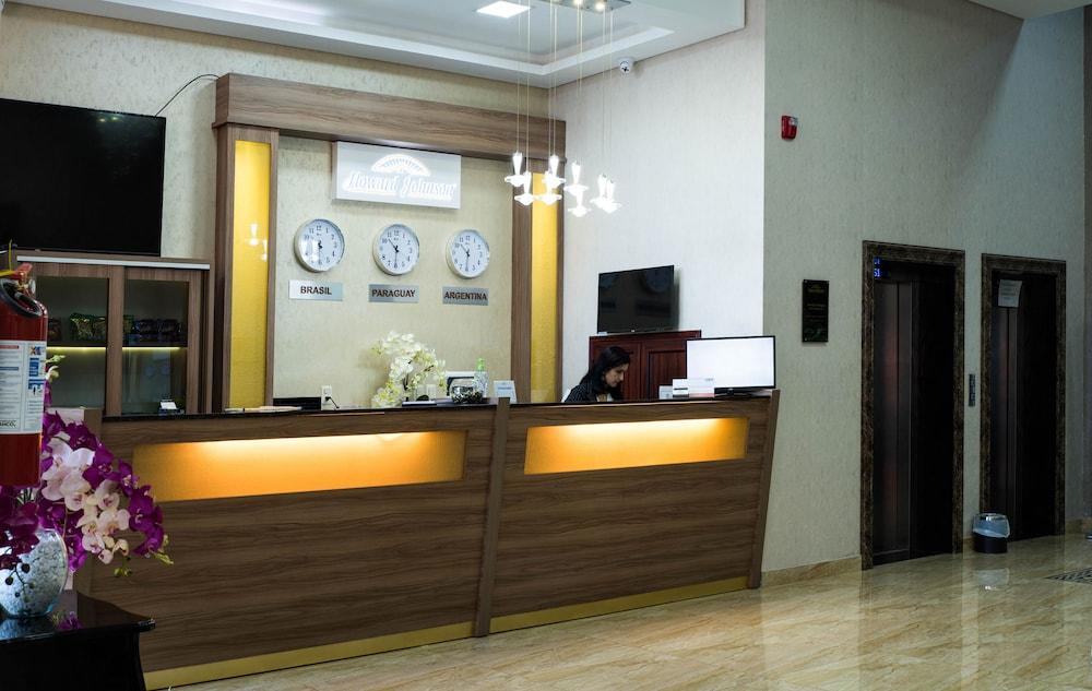 هاورد جونسون باي ويندام سيوداد ديل إيستي منطقة الاستقبال