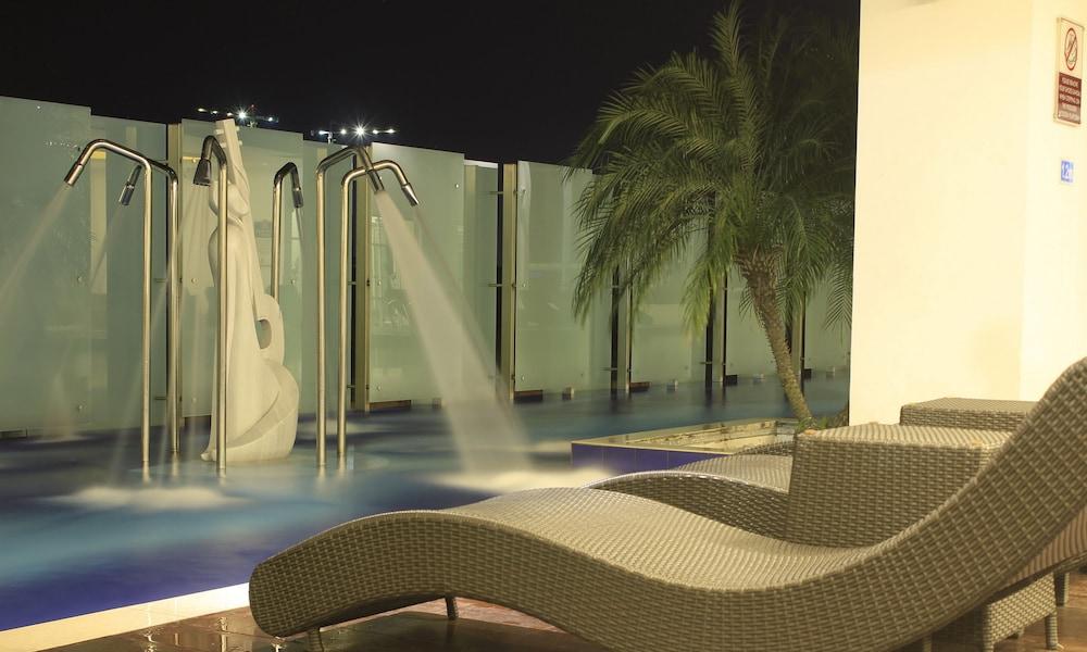 H2H Ai Home Outdoor Pool