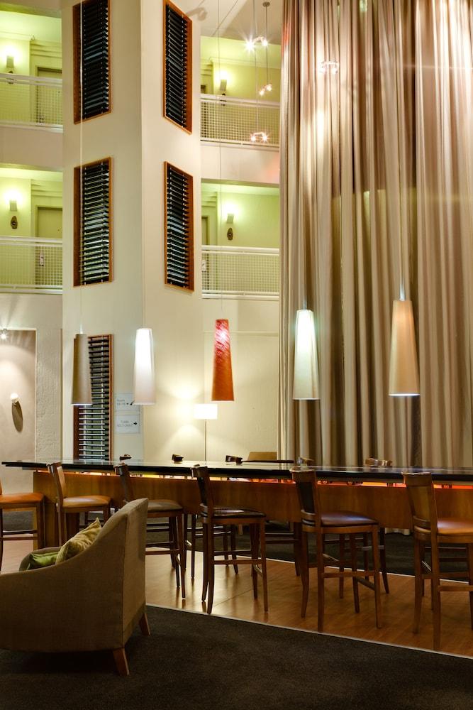 The Oasis Lobby Sitting Area