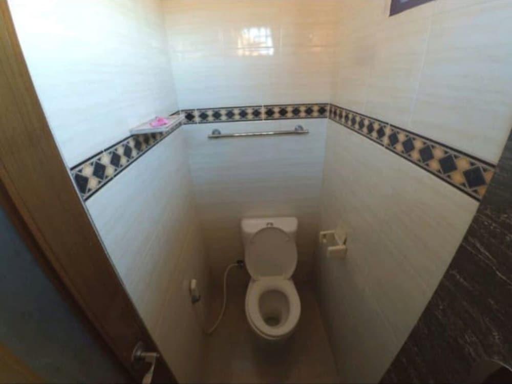 Wayan B Luck Bathroom