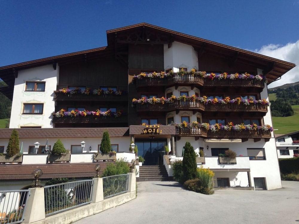 هوتل فينيتبليك الصورة الأساسية