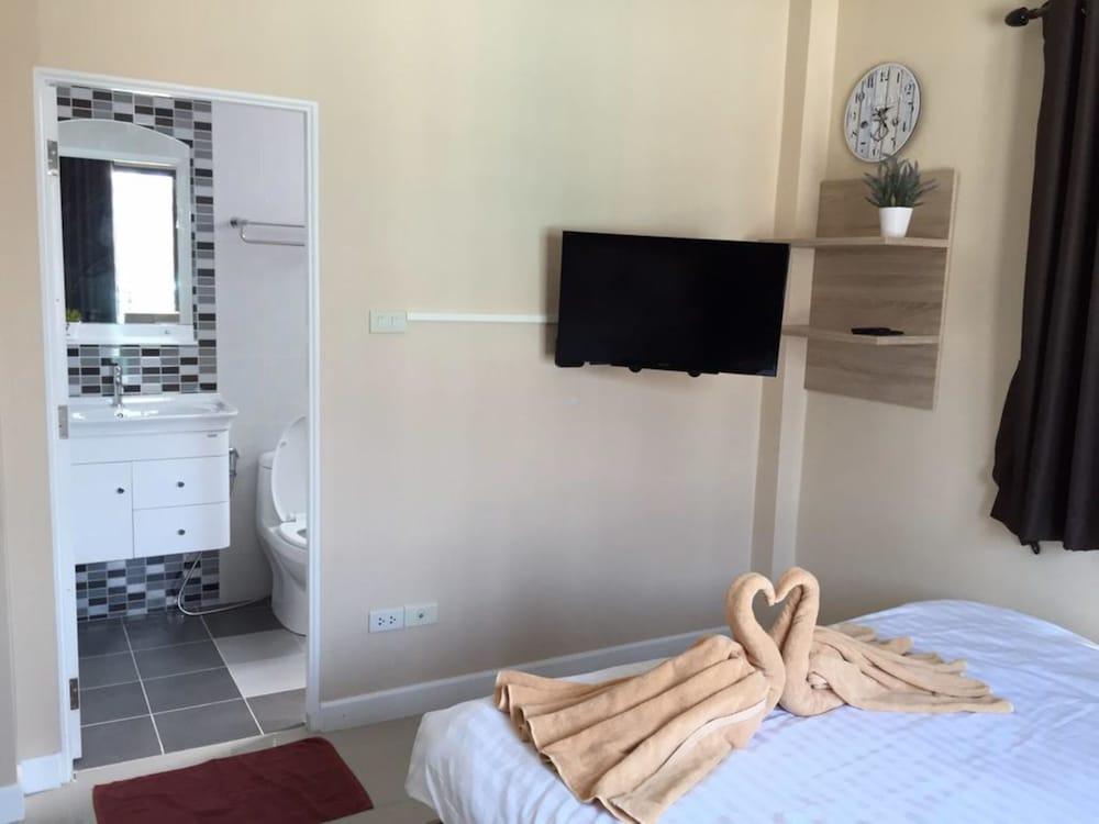 Baan Pleon View by Ratcharin Room