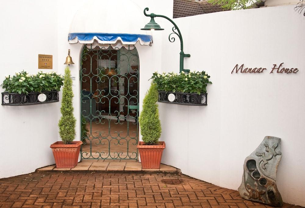 Manaar House Hotel Front