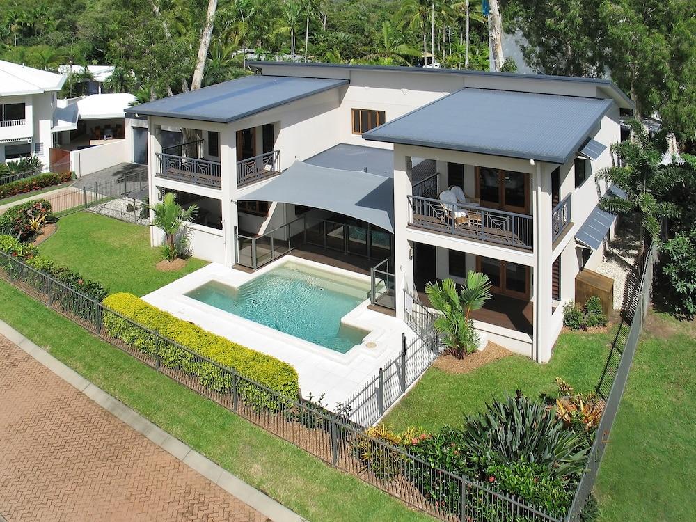 تورون هوليداي هاوس