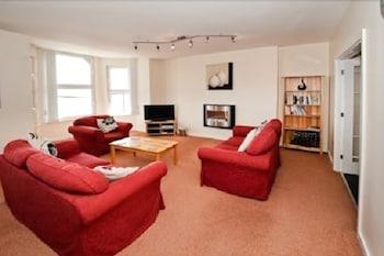 Cunard Apartments