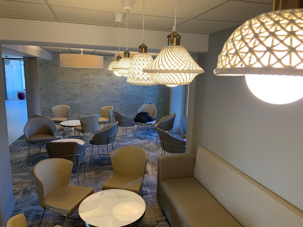 بريت هوتل أورلينز سانت جين دو بريا - لو أنتاريس منطقة الانتظار في الردهة