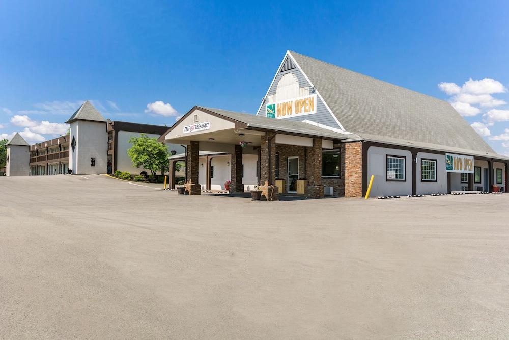 Quality Inn Exterior