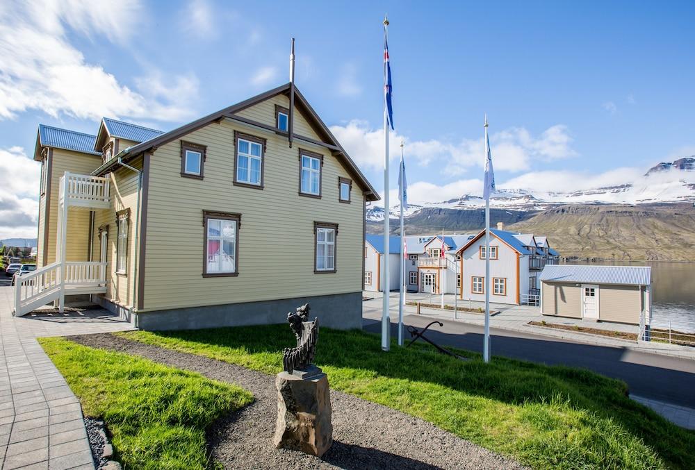 Fosshotel Eastfjords Exterior