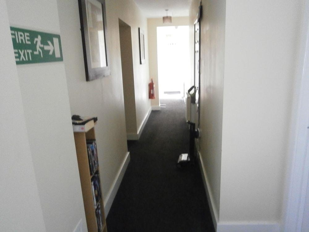 فيكتوريا إن