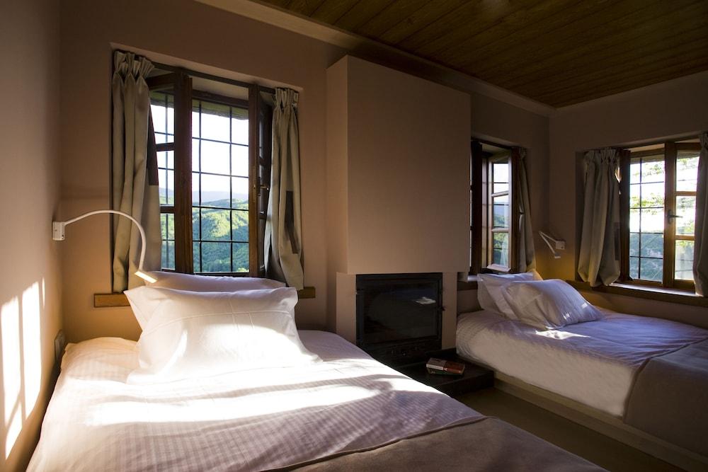 Kipi Suites Room