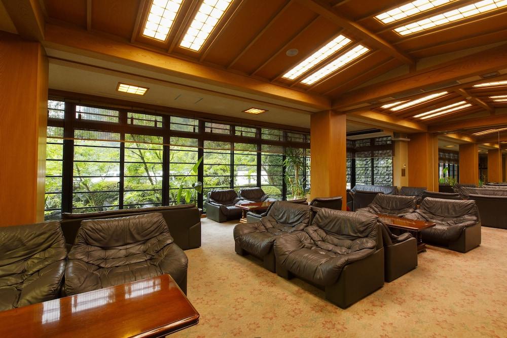 Wakamiro Lobby Sitting Area
