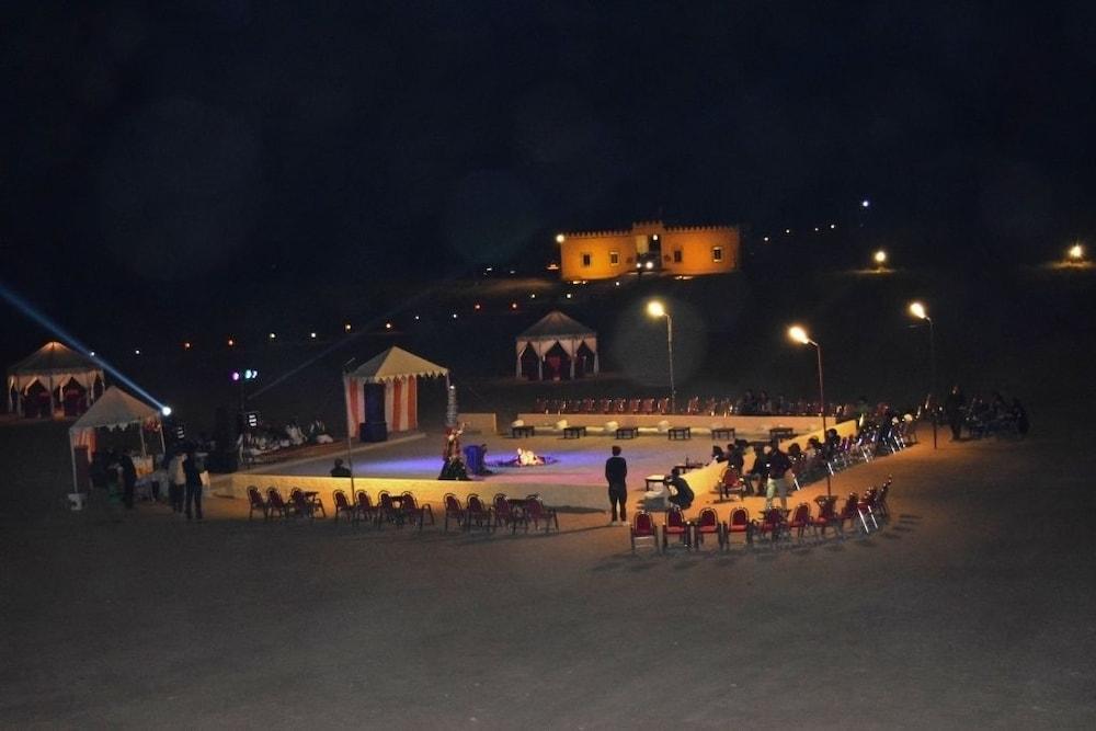 Om Desert Resort