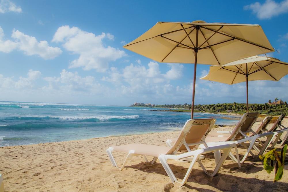 لاس فيلاز أكيومال 2 بي 14 باي سكاي رن