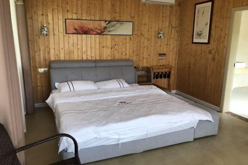 Caoxi Hepan Resort