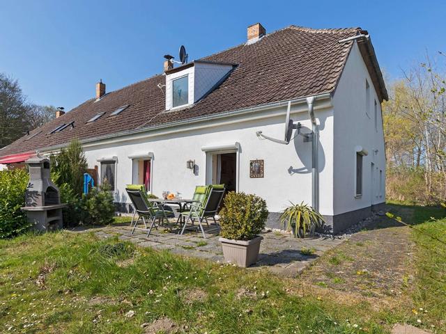 Apartment in Gingst With Sea Beach